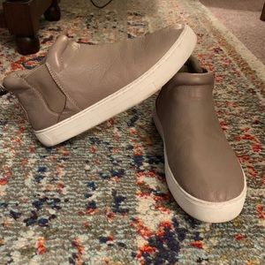 Dolce Vita leather sneakers